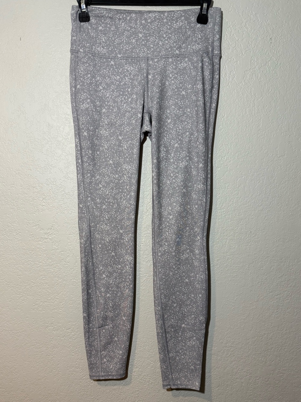 Athleta - Light Gray/Grey & White Patterned Leggings Size Small